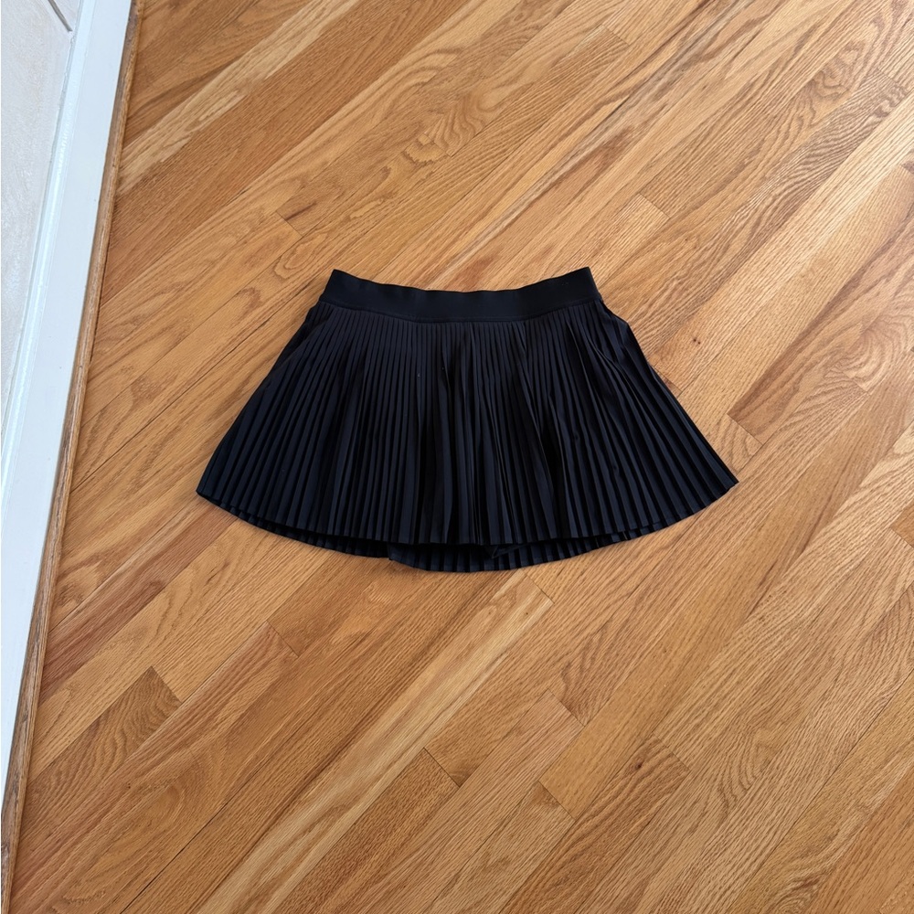 Lululemon pleated black skirt skort - Picture 1 of 3